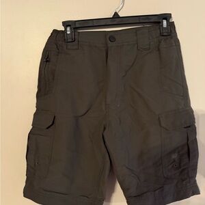 Men's Dark Olive Cargo Shorts